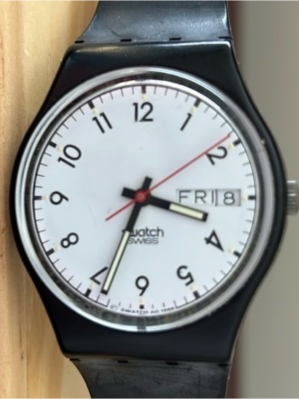 Vintage 1986 Swatch Watch – WORKING Series 9401 – Black & White – Day/Date